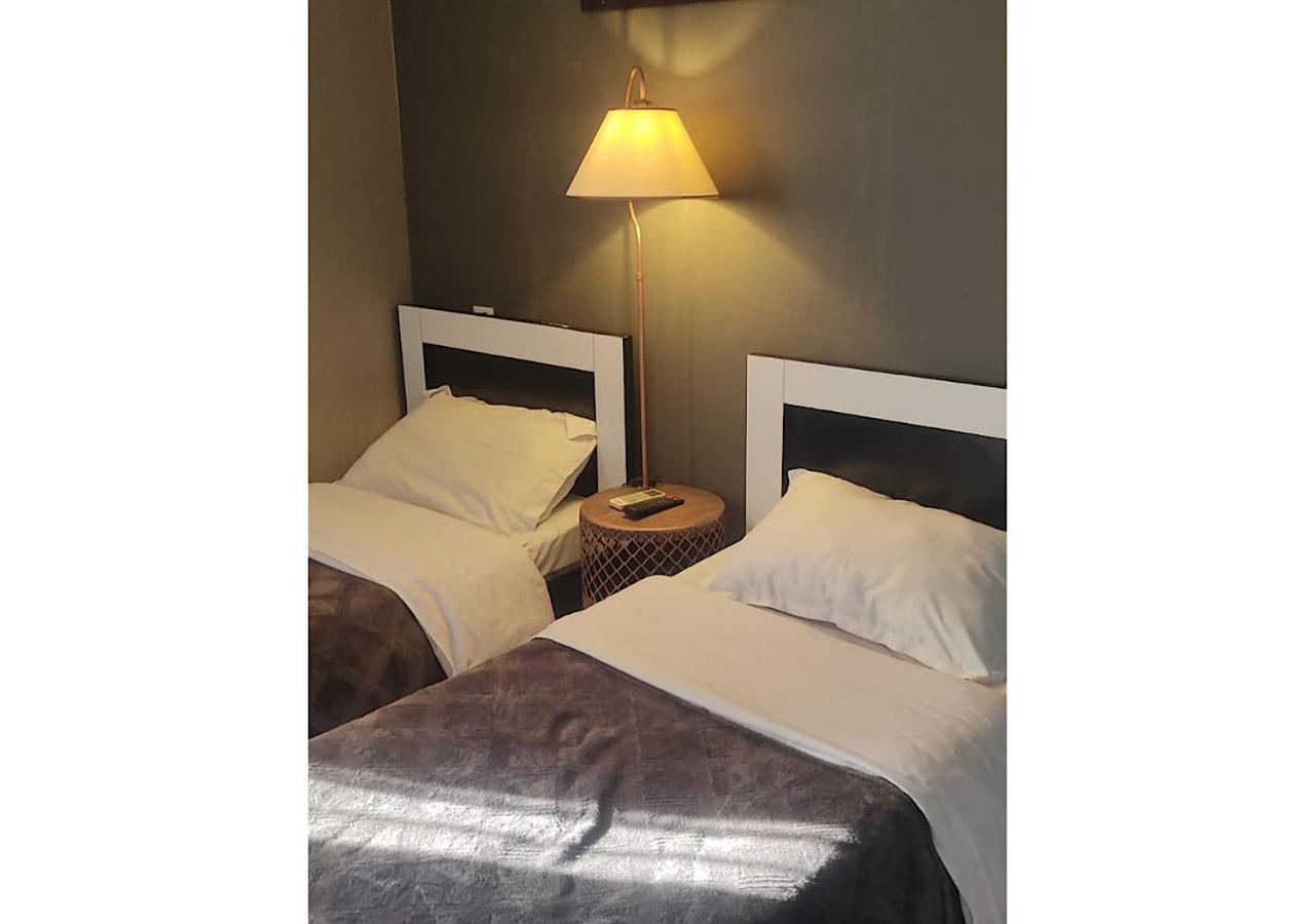 Hotel Lux Tbilisi Zewnętrze zdjęcie