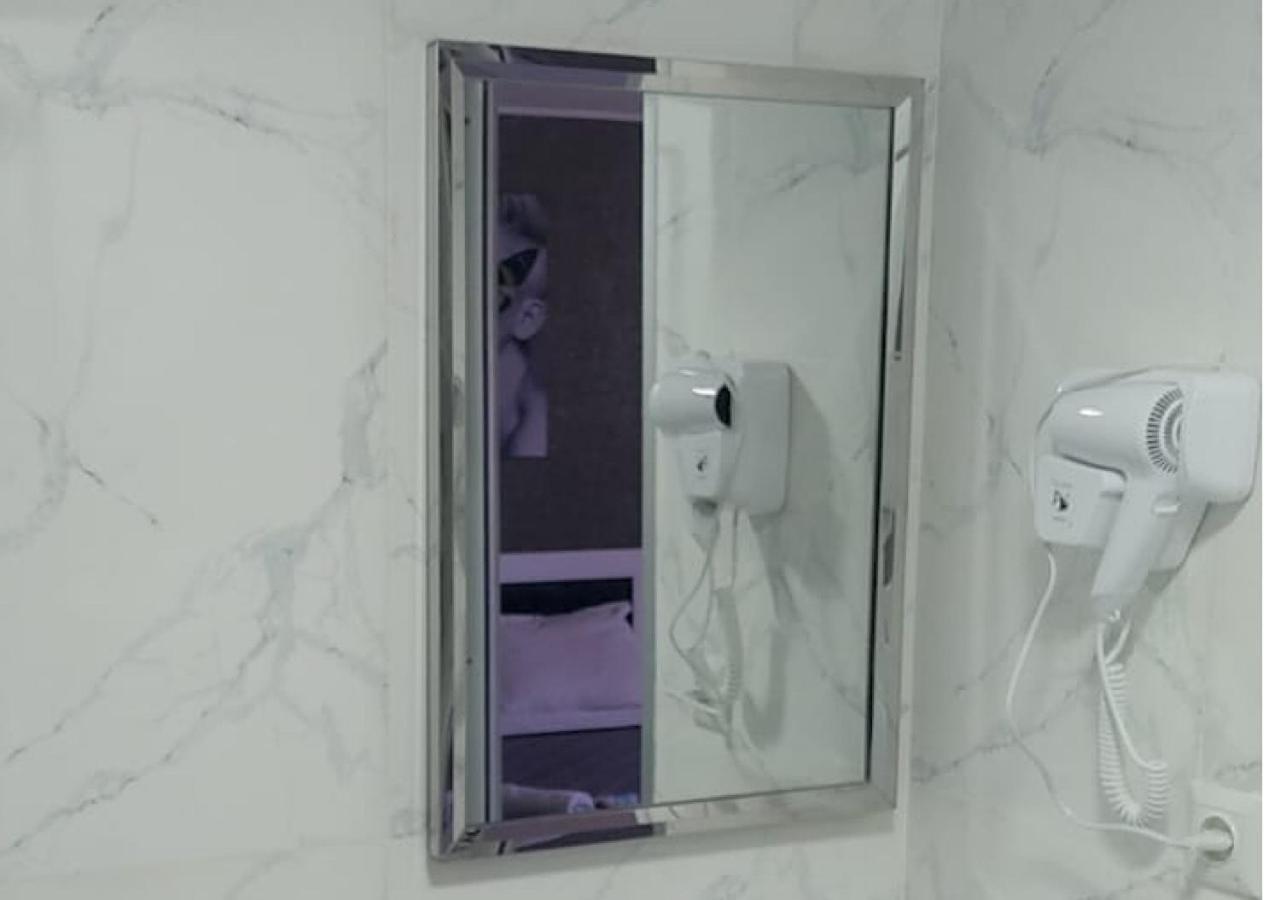Hotel Lux Tbilisi Zewnętrze zdjęcie