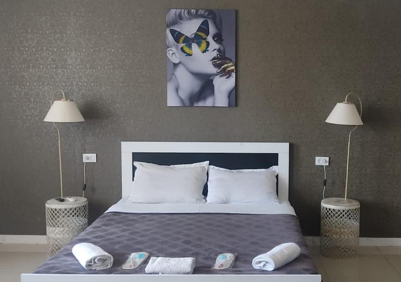 Hotel Lux Tbilisi Zewnętrze zdjęcie